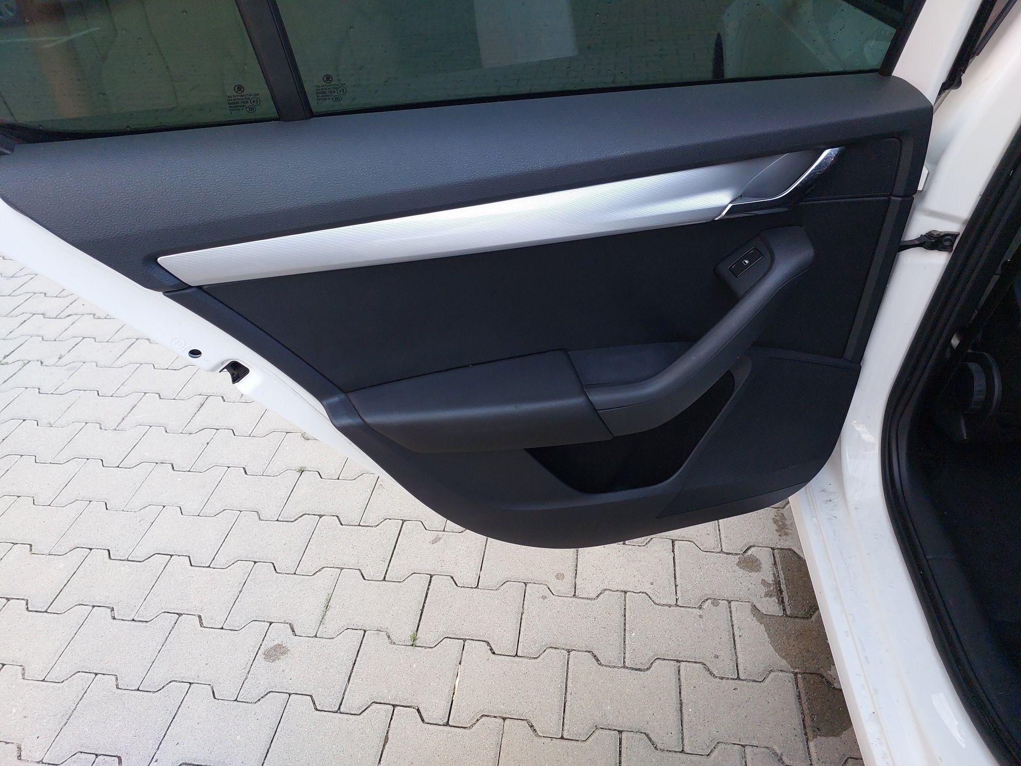 Škoda Octavia 1.6 тді