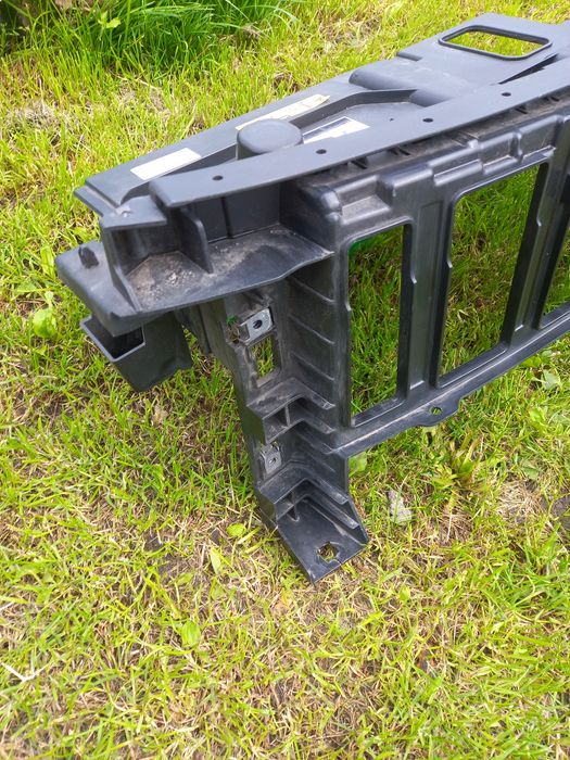 Citroen C5 Aircross 17- pas przedni czasza wzmocnienie górne zderzaka