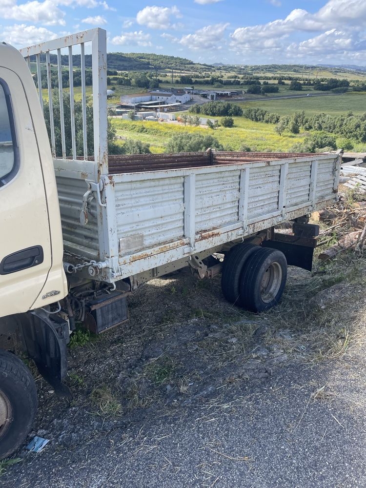 Toyota dyna d4d basculante