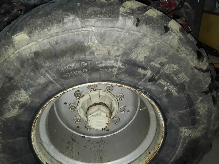 Oś Koła 26.5 Opony 710/50