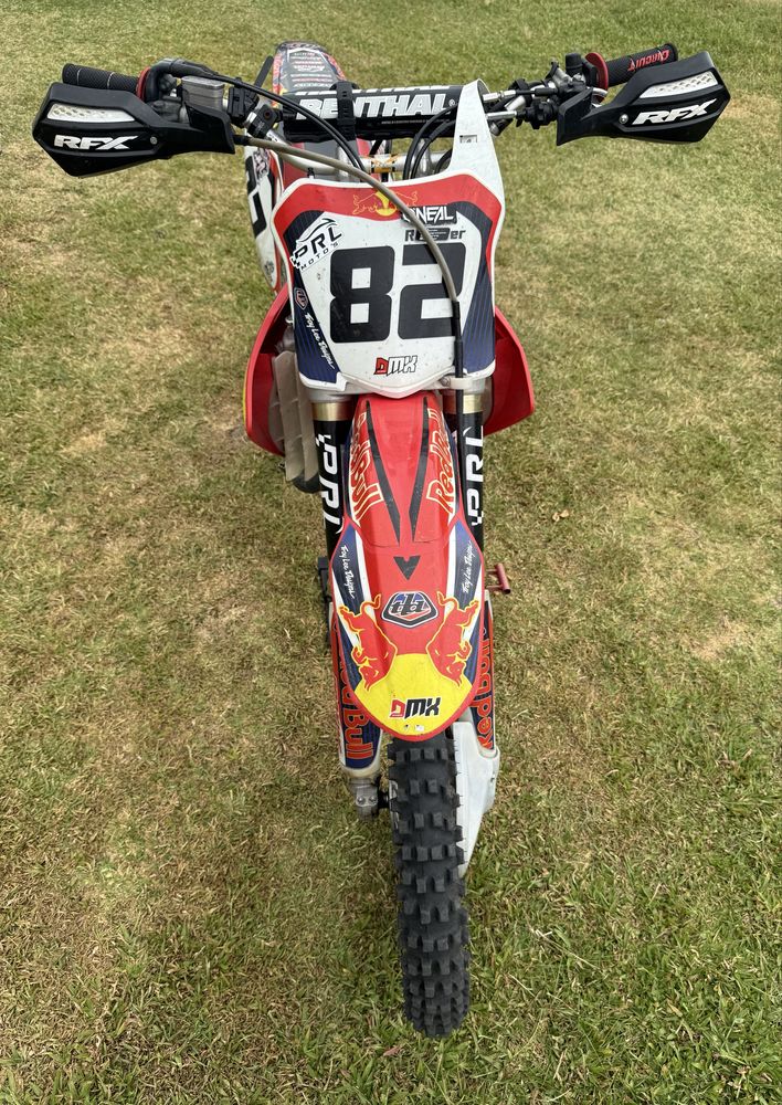 Honda CRF250R  ano “2007” Preço negociável.