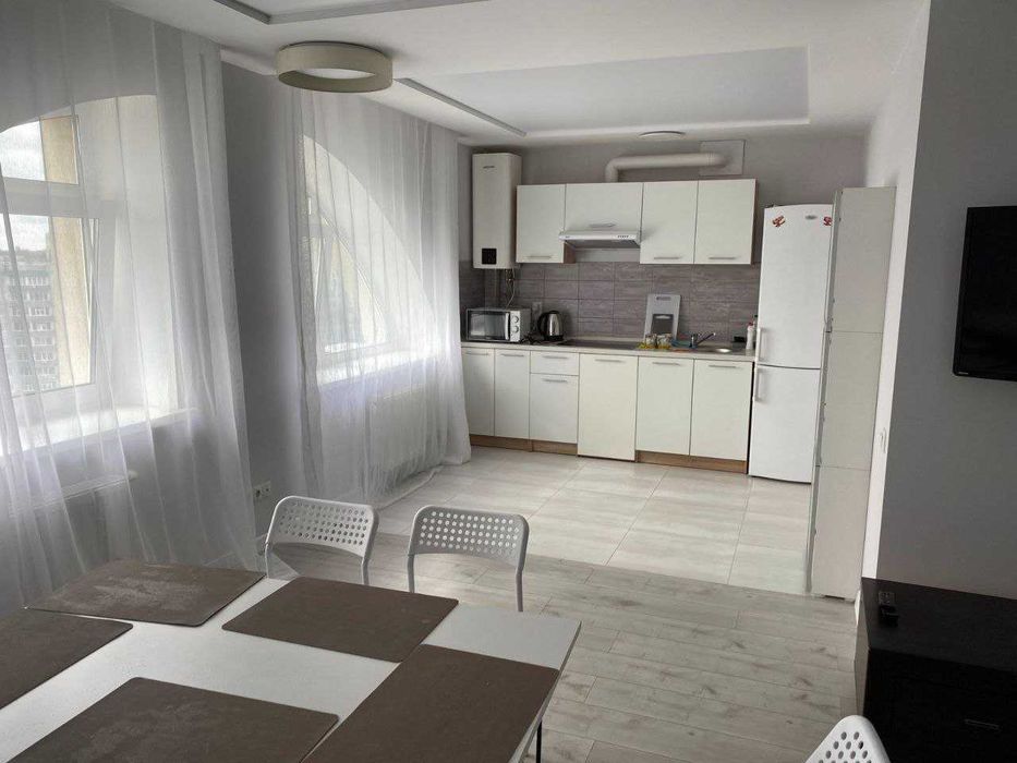 Оренда 2-кімнатної квартири пр. Лушпи (забудовник Нотехс)