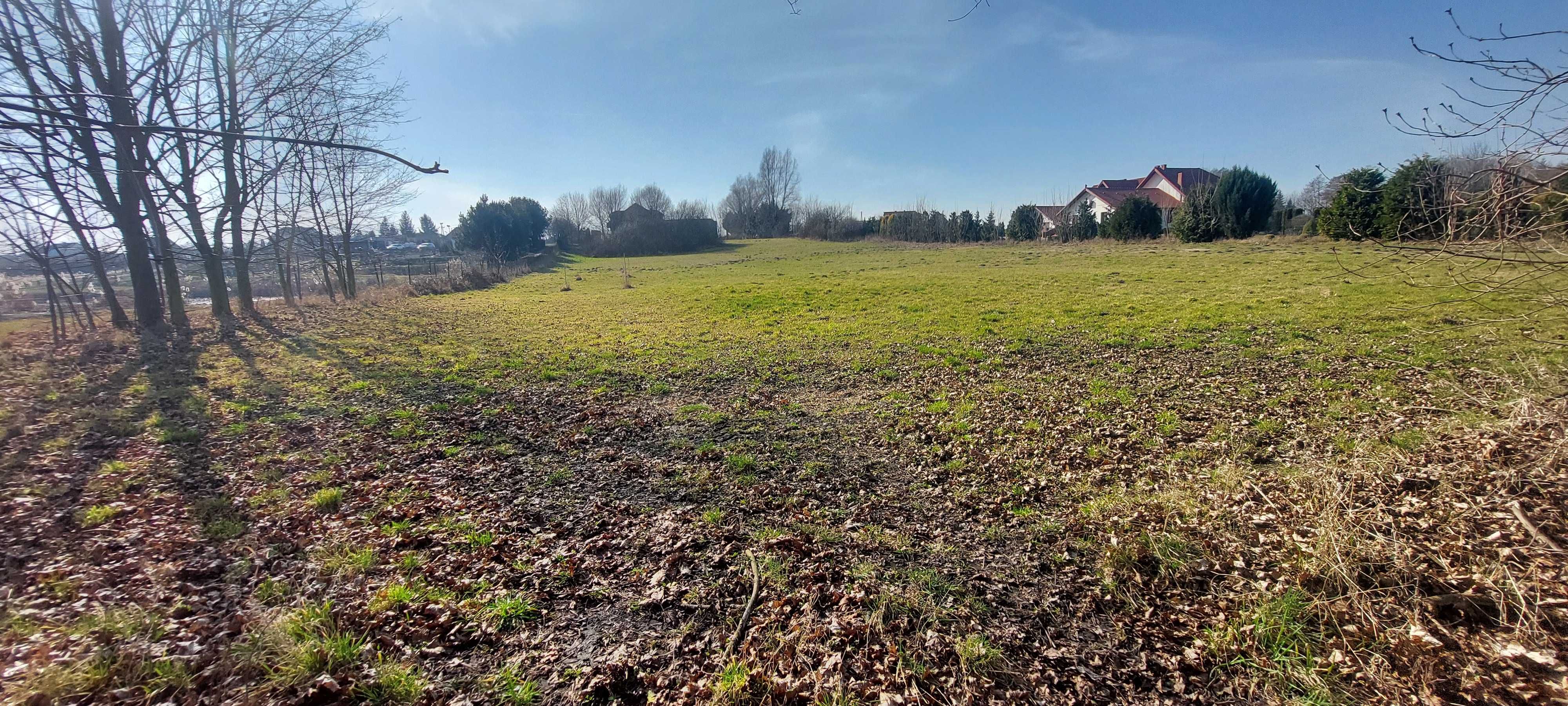 Działka -ki w Broniewicach Wyjątkowe miejsce na Twój dom nad jeziorem!