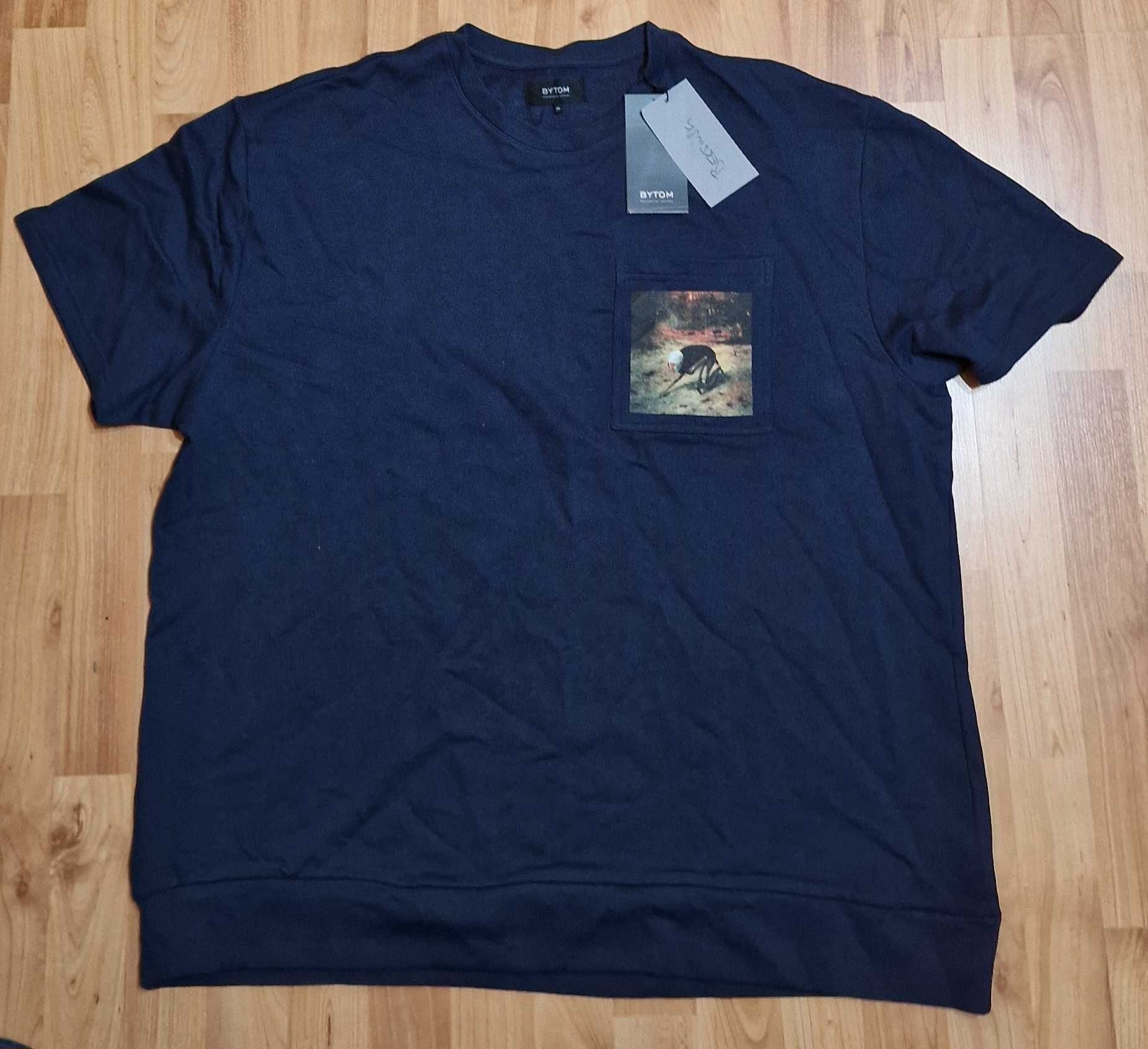 Beksiński Bytom  t shirt 3xl nowy
Metki.