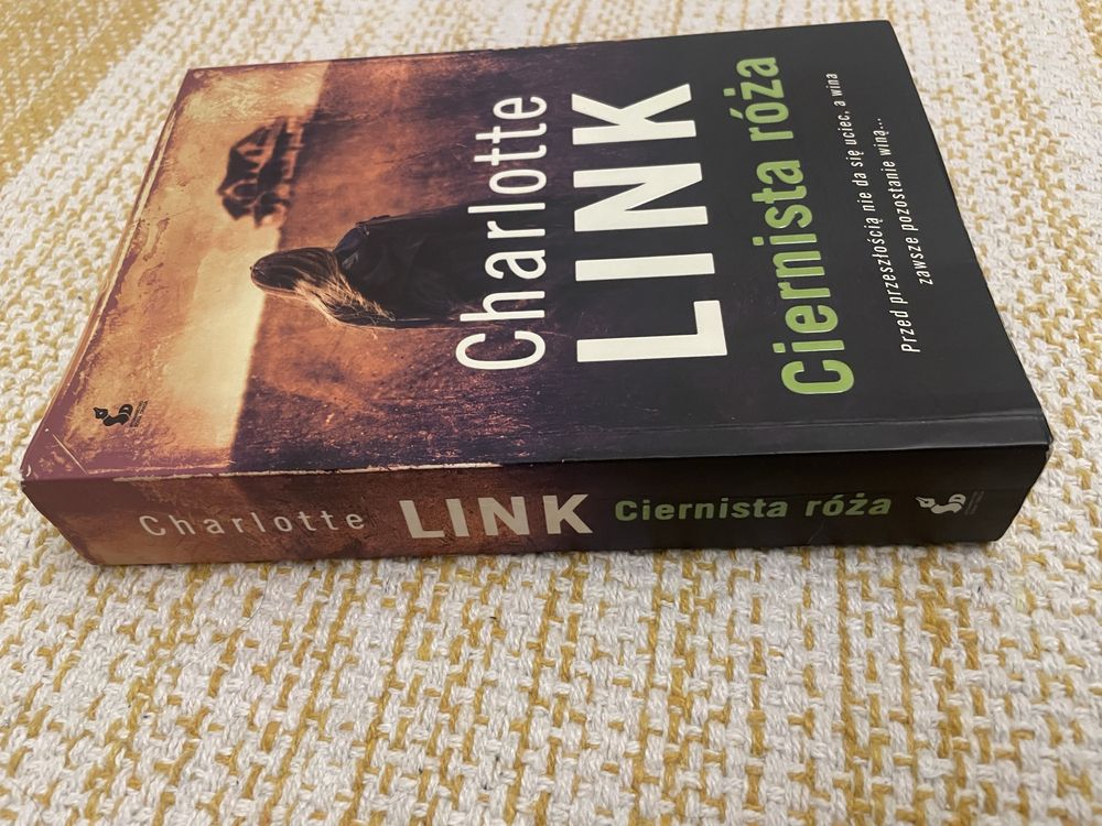 Książka: Ciernista róża - Charlotte Link