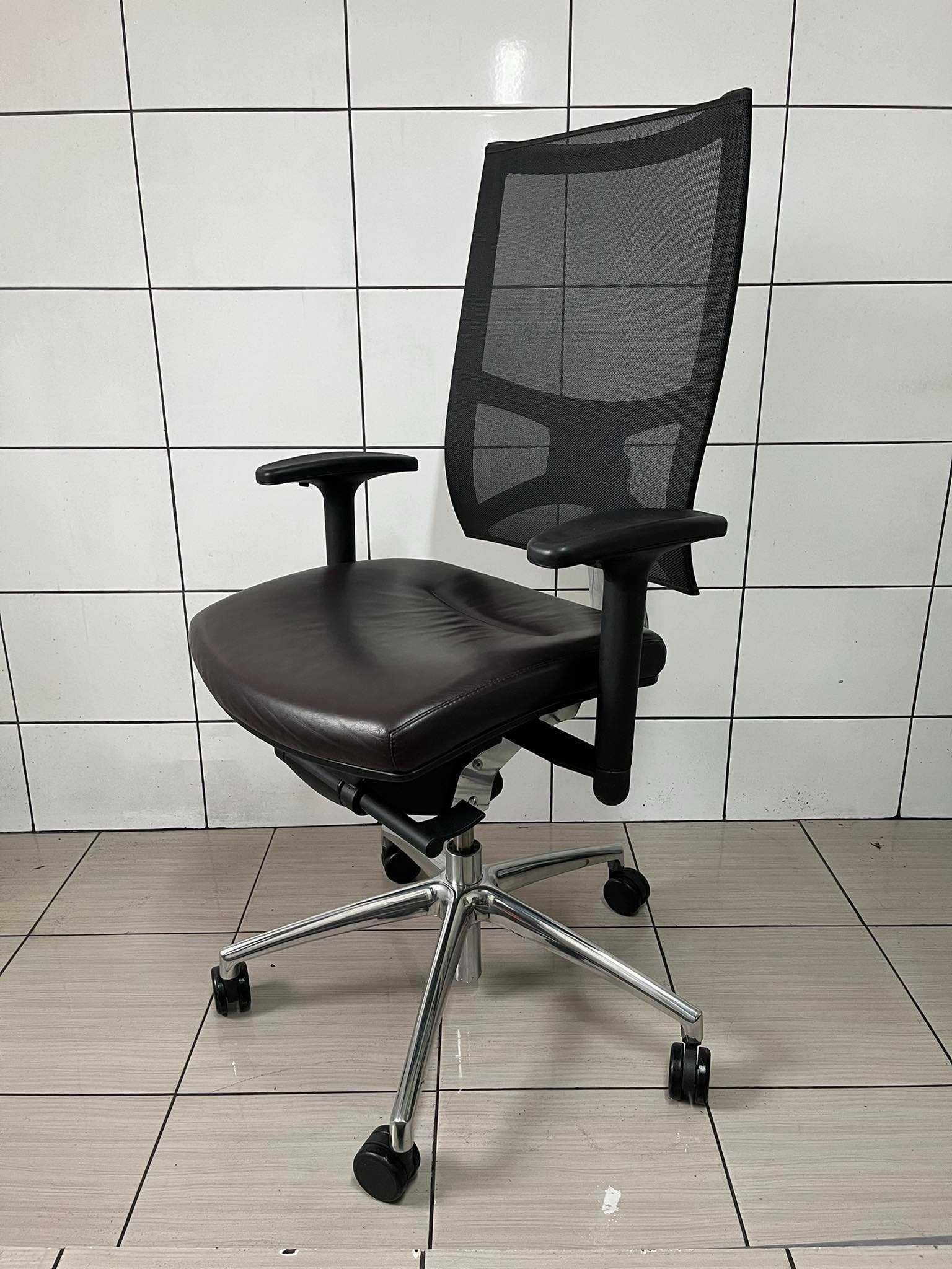 Fotel biurowy obrotowy LD Seating ergonomiczny skórzany okazja!