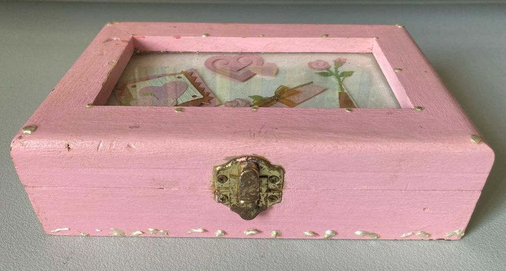 Caixa Guarda-Jóias de Madeira