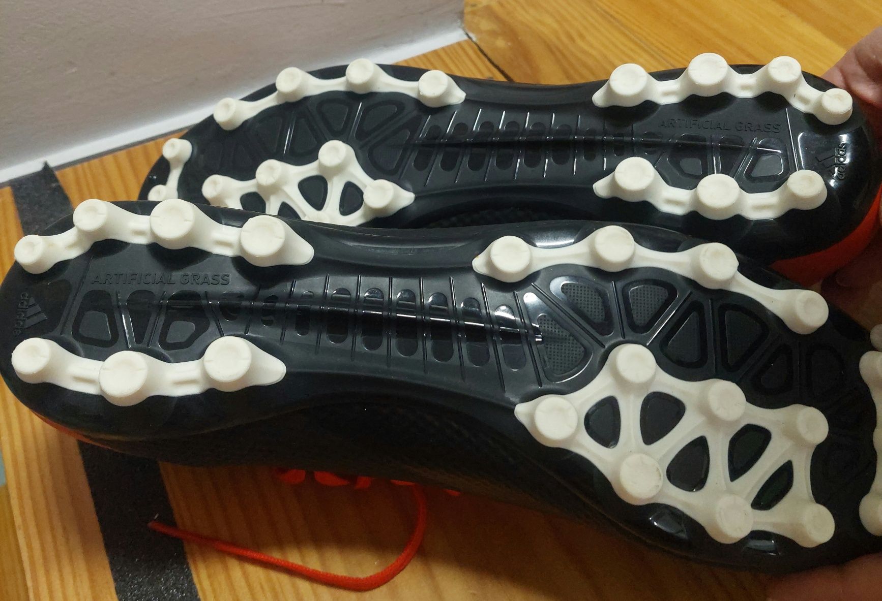 Chuteiras Adidas tam.46