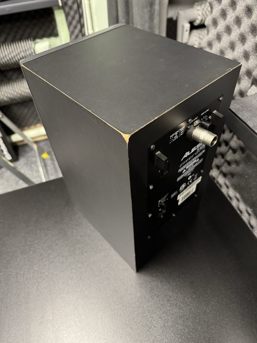 Monitory Studyjne Alesis M1 MKII aktywne , potężne brzmienie