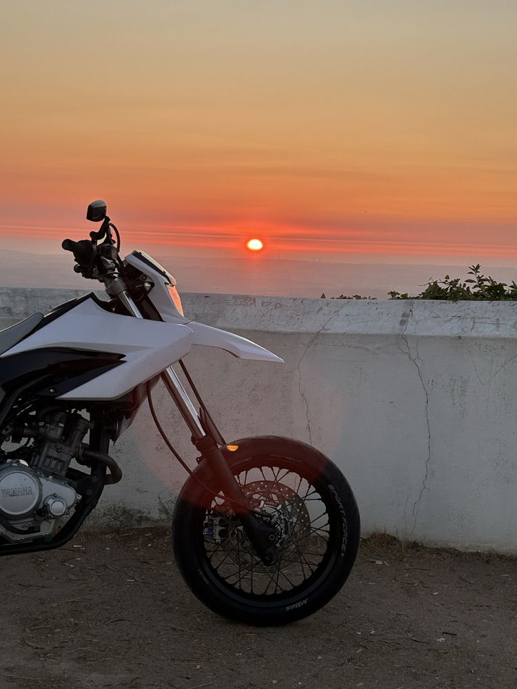 Vendo Wr125R negociável