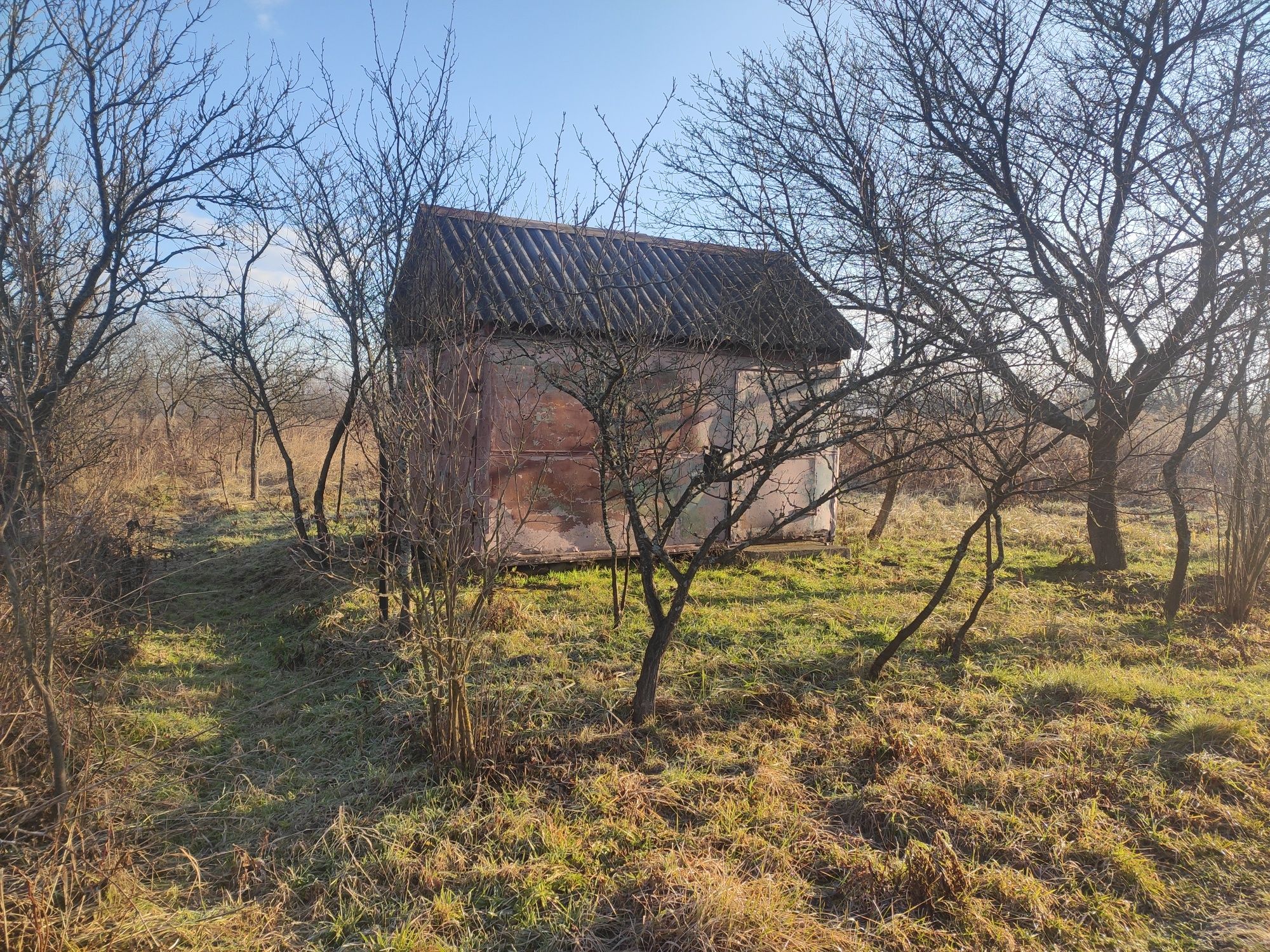 Продам приватизовану земельну ділянку під будівництво