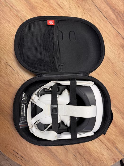 Meta Quest 3 oculus idealny stan etui