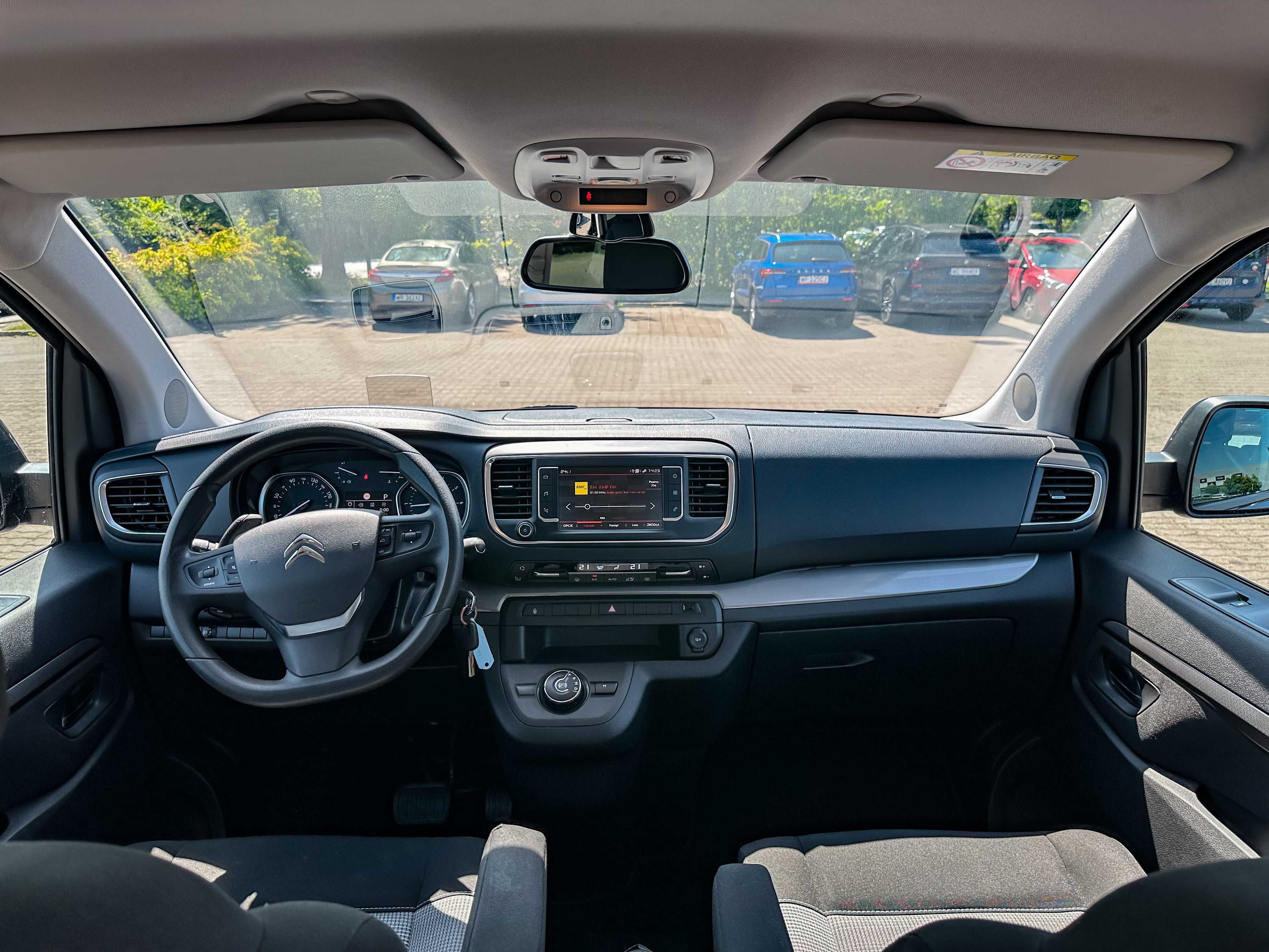 Wynajmę busa 8-osobowego od 19-20.07.2025, automat, tempomat, 220V