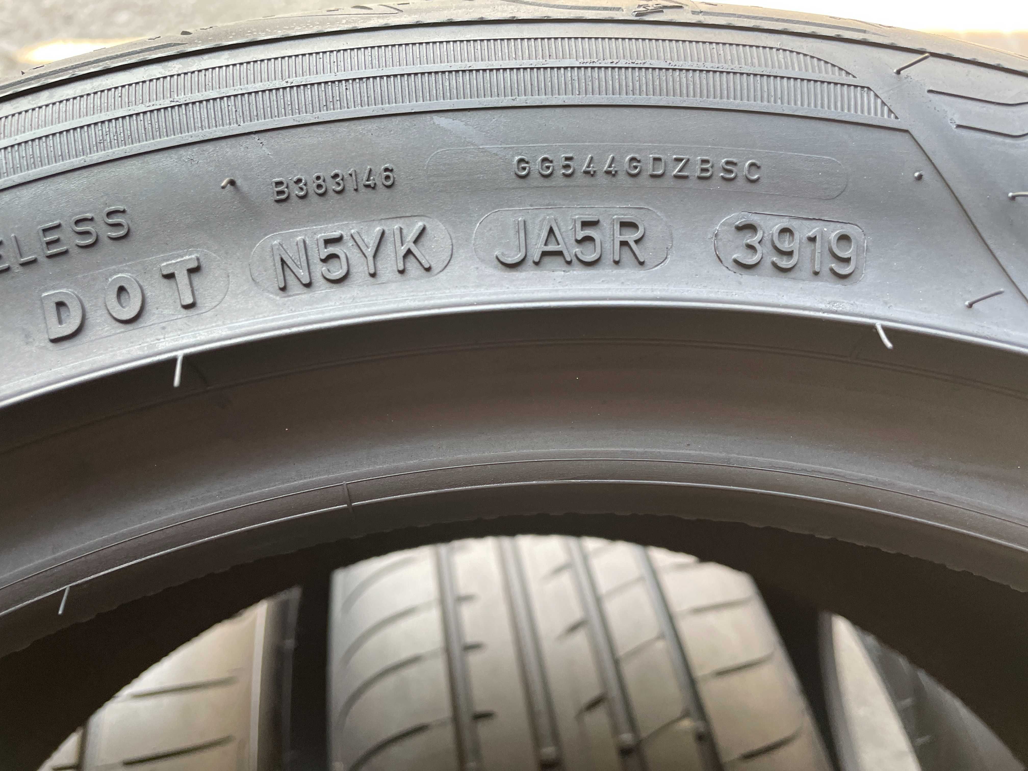 Komplet opon Goodyear 215/50R18 Nowe