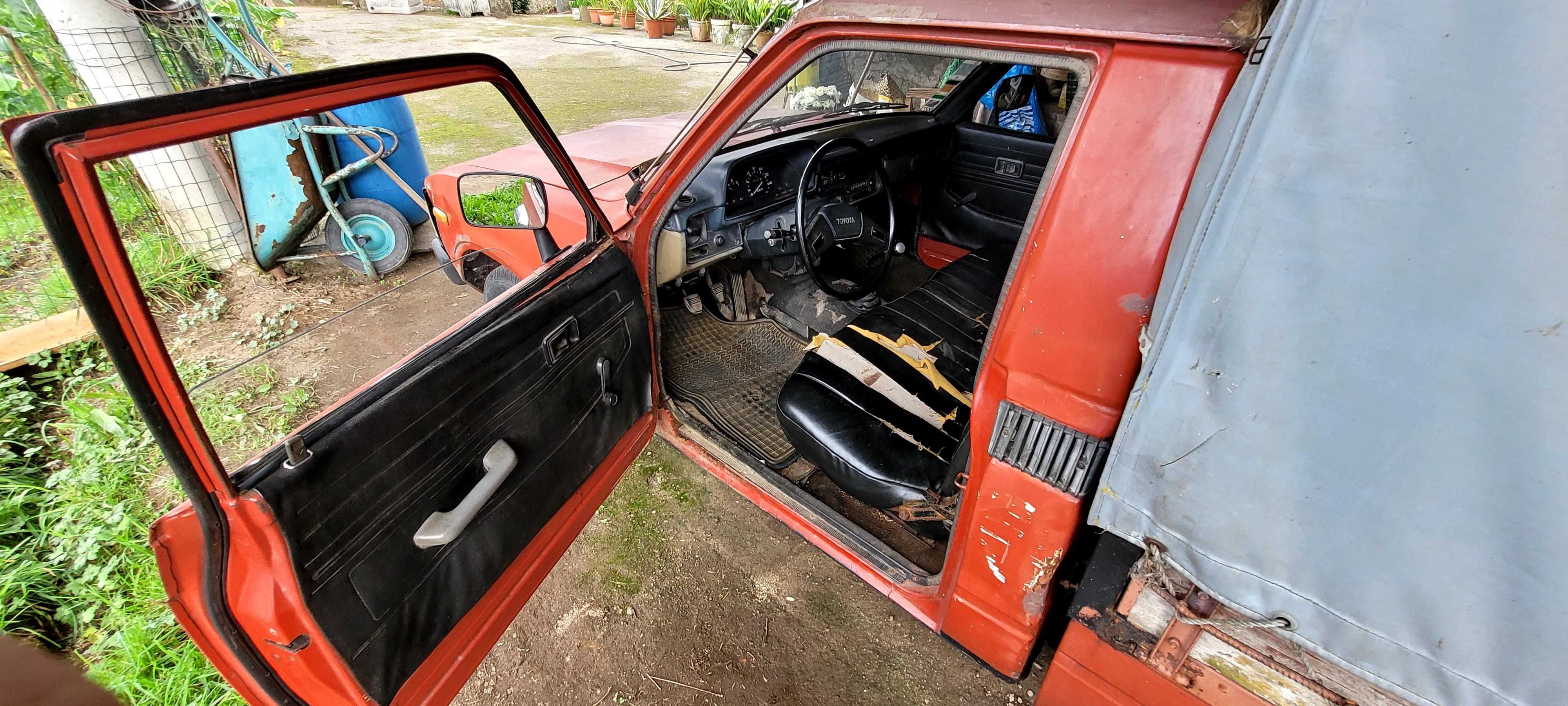 Toyota Hilux 1982