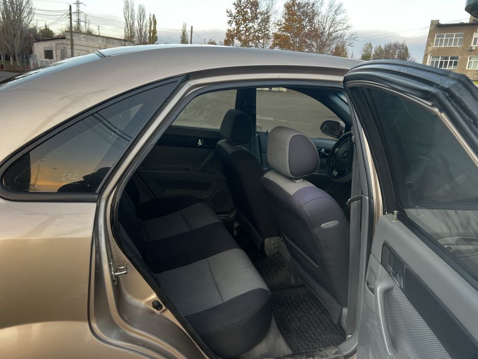 Продам срочно автомобиль