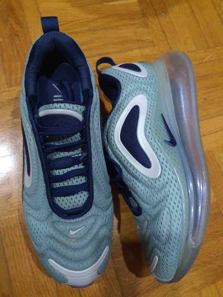 Sapatilhas Nike novas