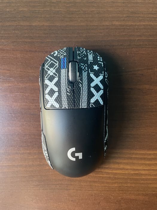 G Pro X Superlight 2 + Tiger Ice V2 Dots i Gripy