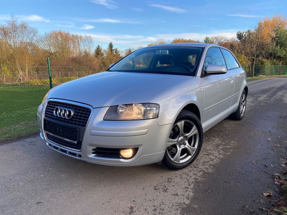 Audi A3 3-drzwiowe 1.6 mpi, zadbany, niski przebieg!!