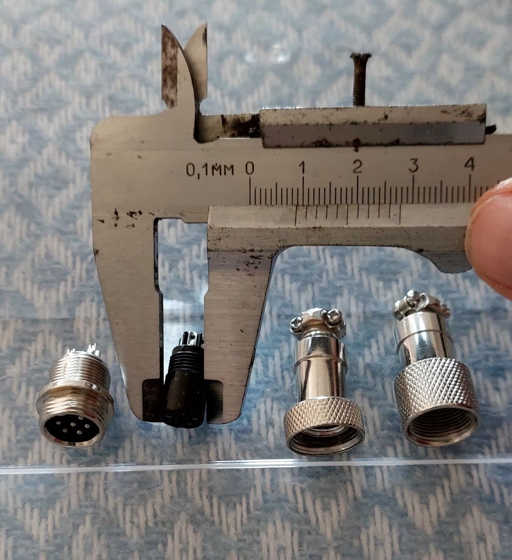 Стыковочный разъём GX12 папа 6к, мама 5к.(male 6pin female 5pin)