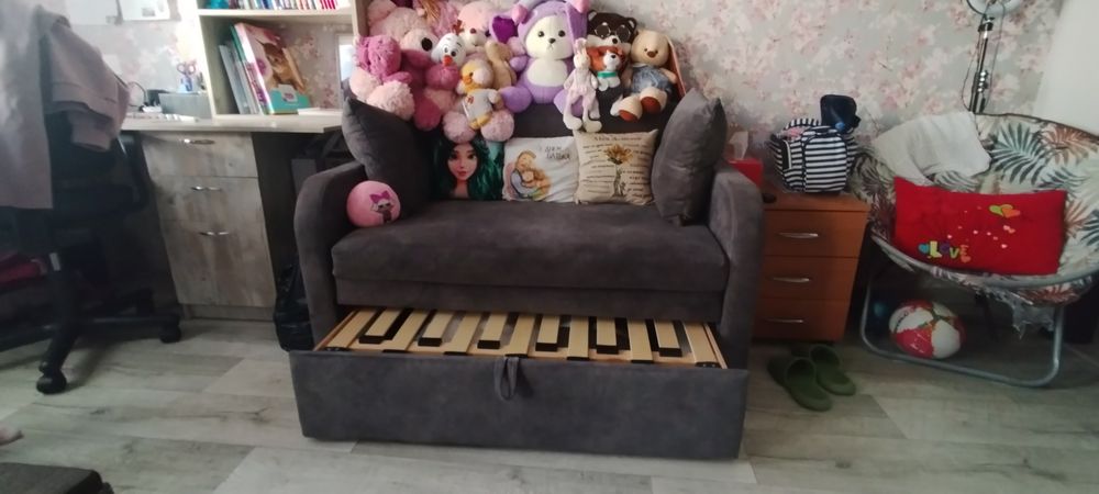 Розкладний диван вега