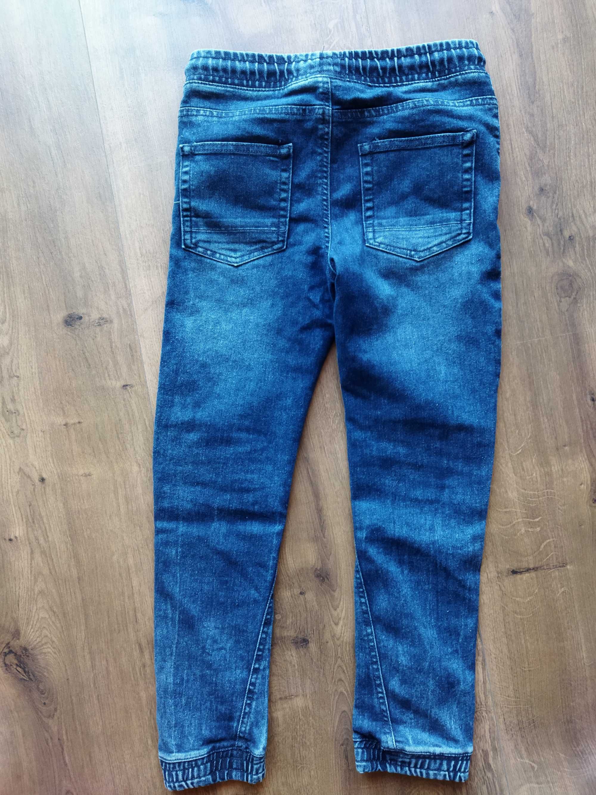 Spodnie jeansowe 134