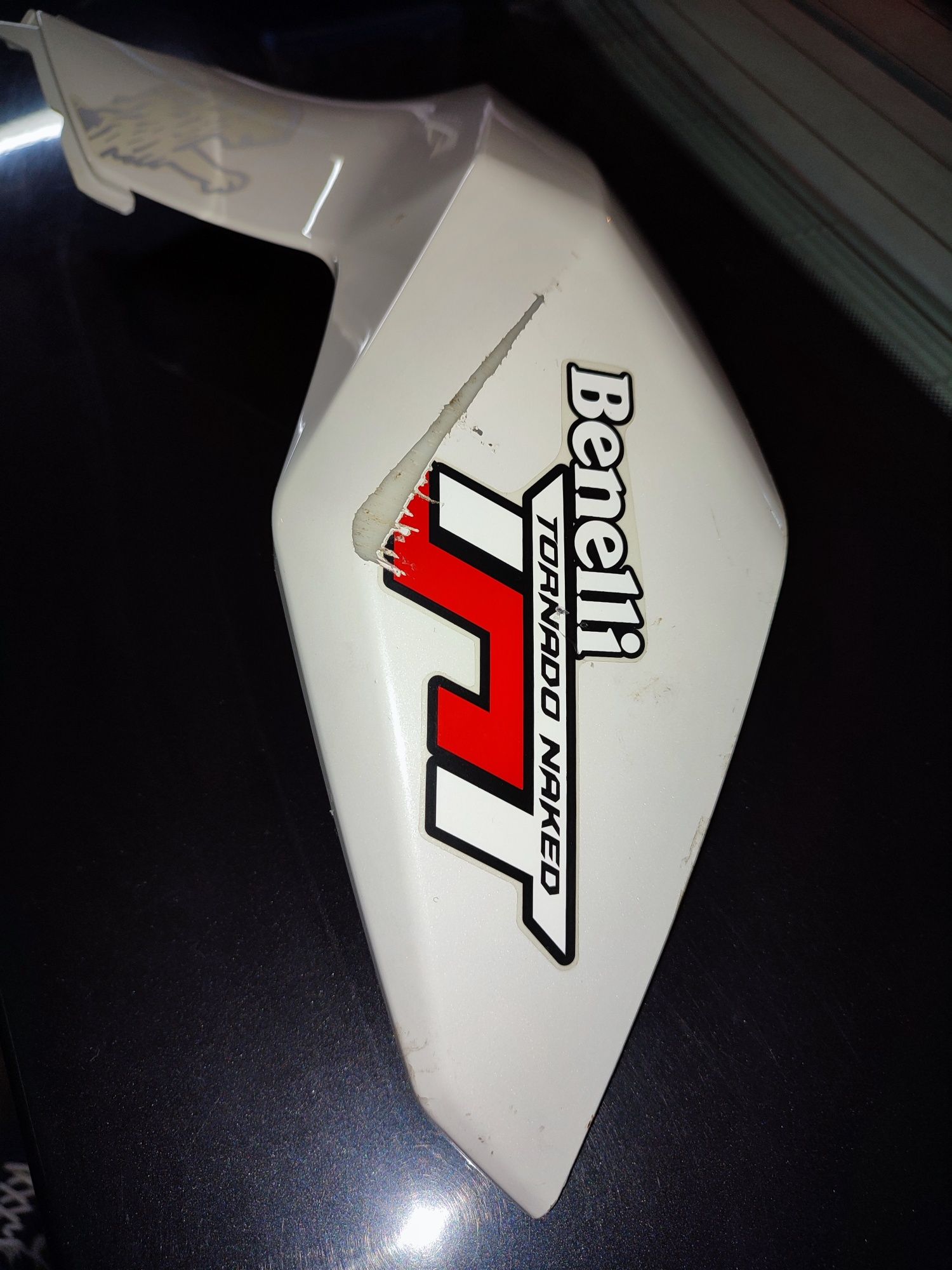 Carenagem Lateral Benelli TNT 125