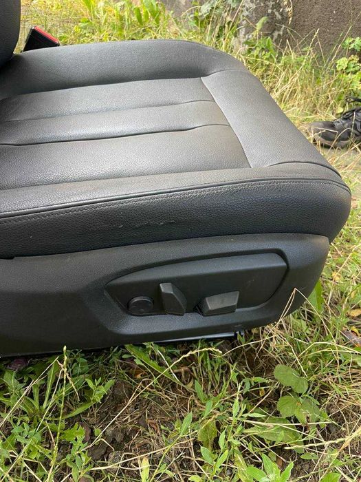 Передние сиденья BMW X5 2014