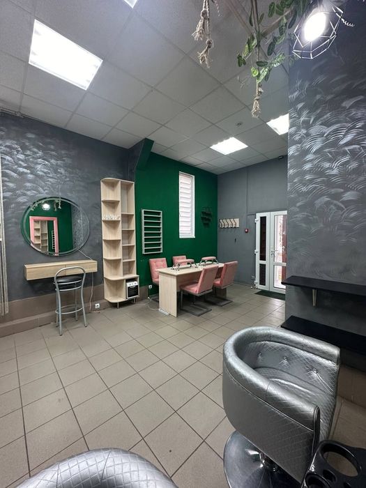 Продаж комерційне приміщення|центр|м.Дубно