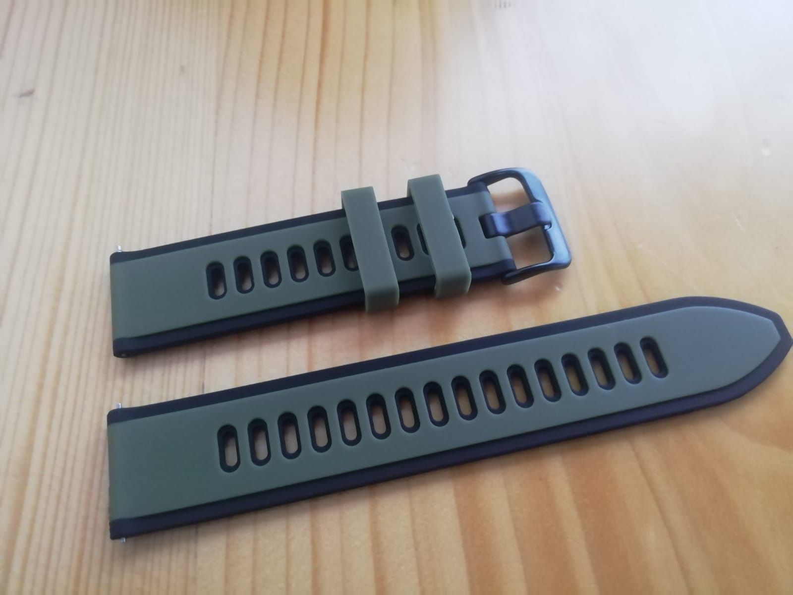 Bracelete 22mm em silicone (Nova) Verde militar e preto