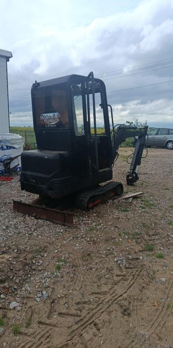 Mini koparka hinova vt 1650