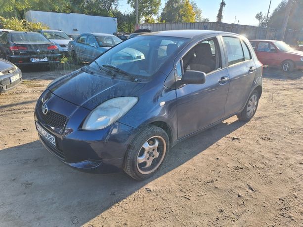 Toyota Yaris 1.0 benzyna 2006