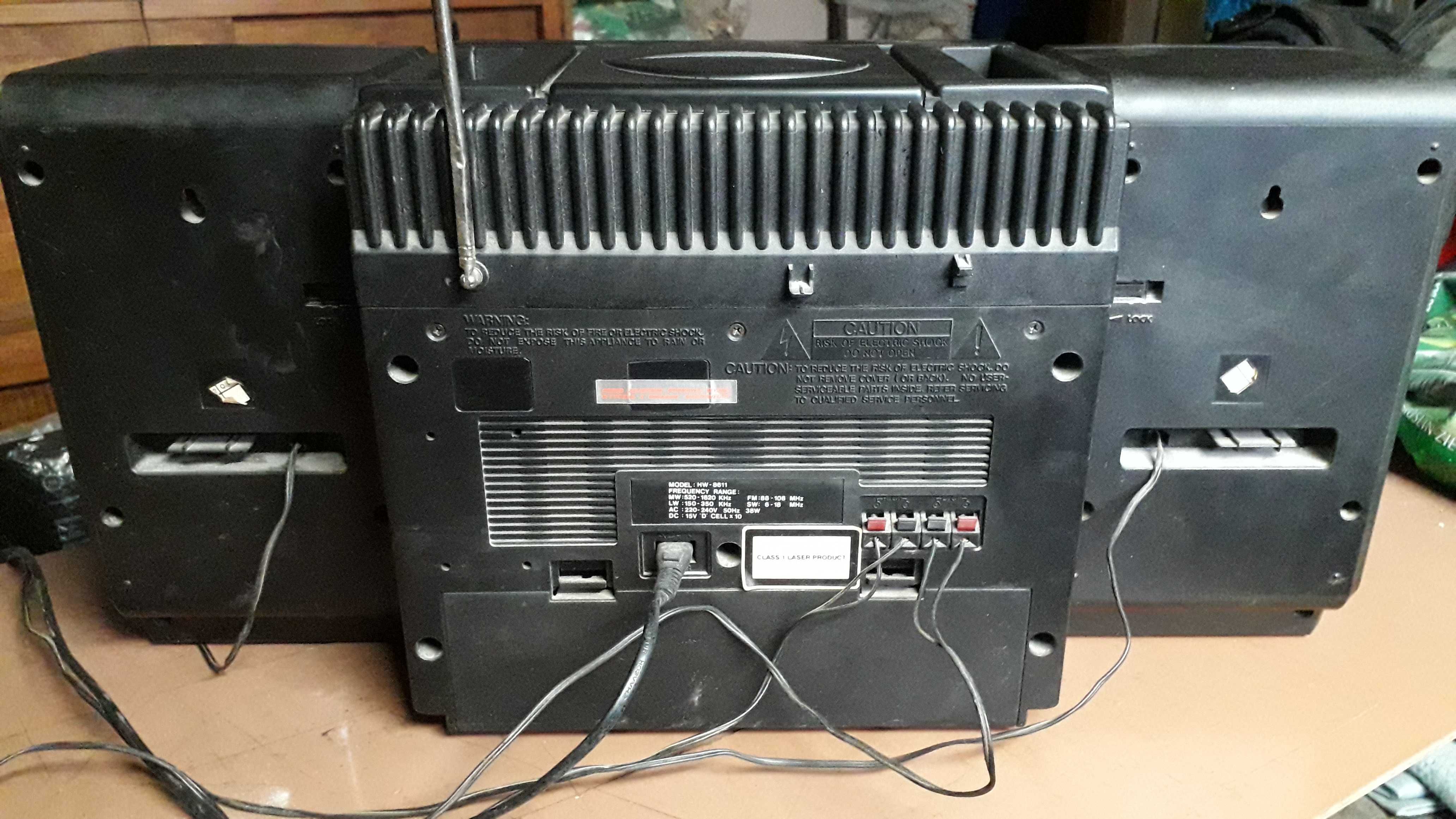 Stary radiomagnetofon Boombox z lat 90' MacSound HW-8611