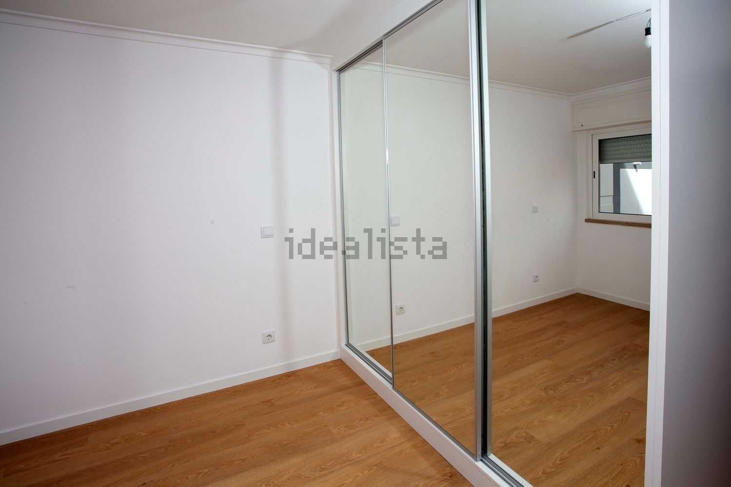 Excelente apartamento T4 junto Av. Duque de Loulé