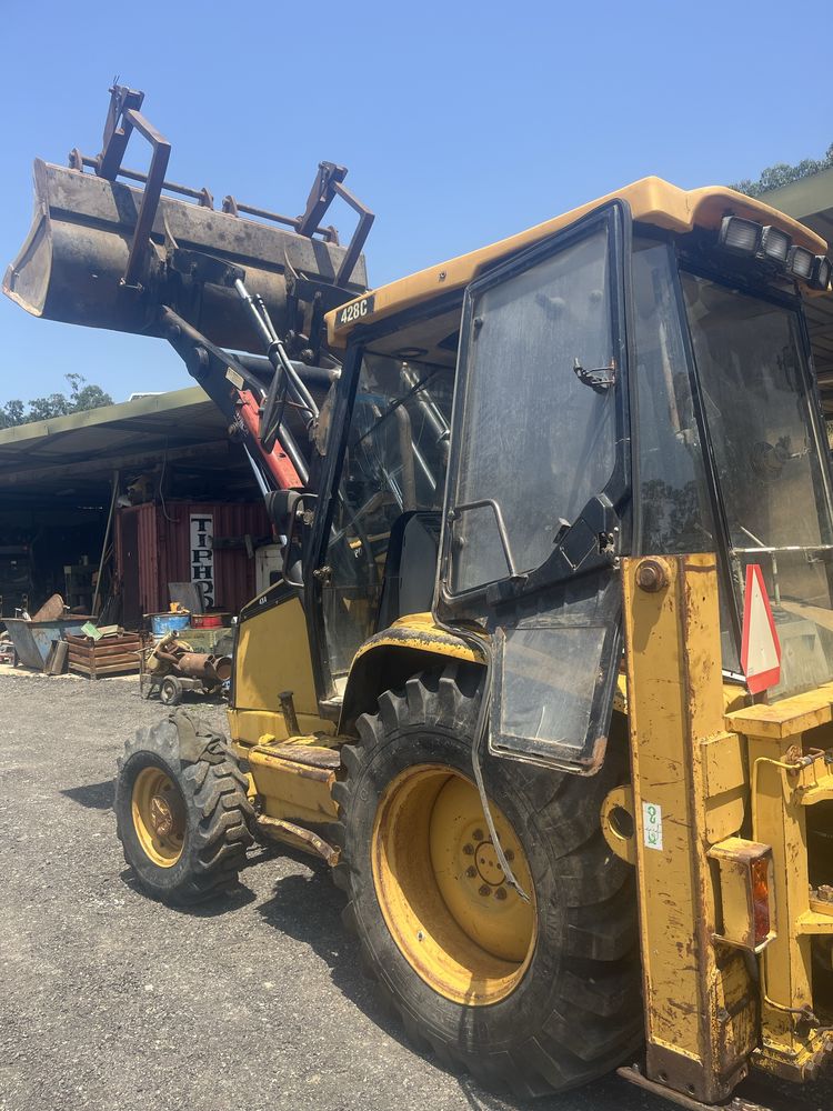 Retroescavadora Cat 428C turbo