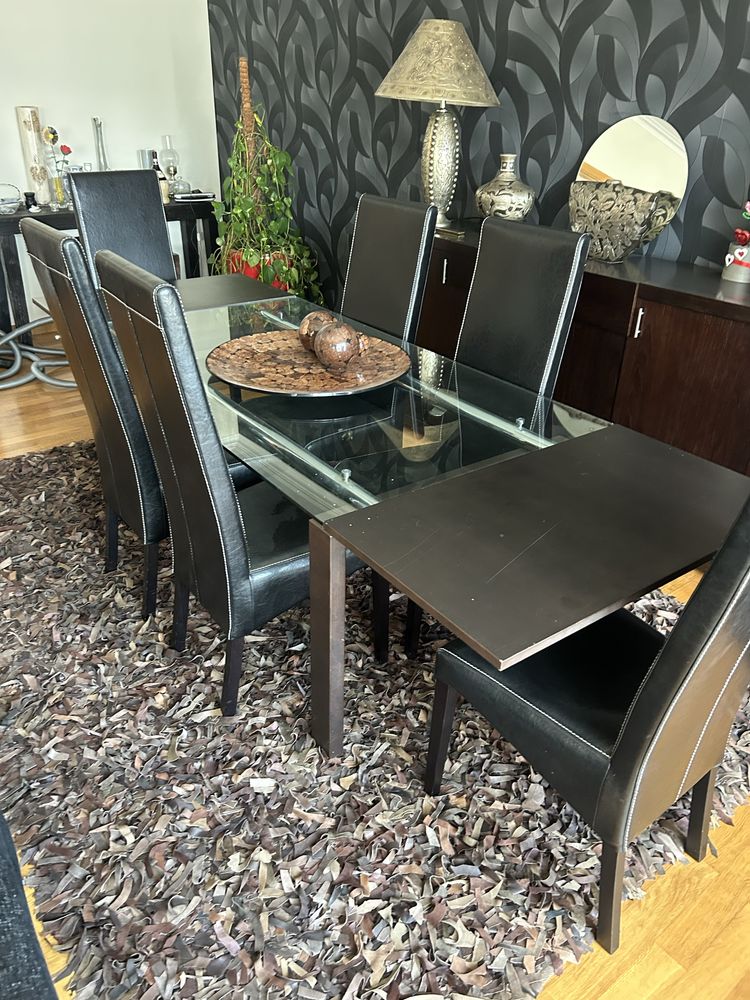 Mesa de jantar com extensao e 6 cadeiras