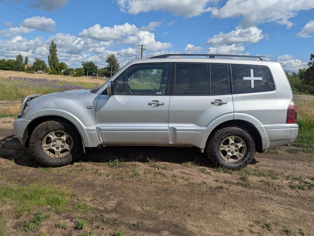 Mitsubishi pajero 3