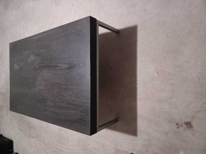 Mesa de centro em wengue