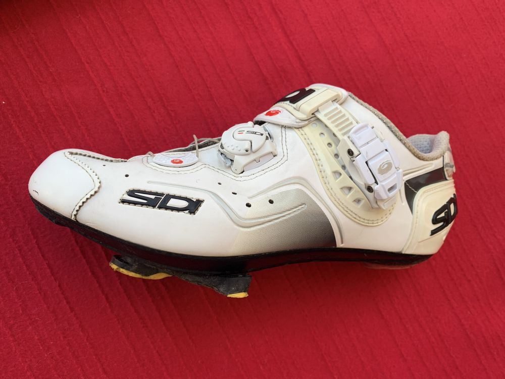 Sapatos de estrada SIDI 42 com sola em carbono
