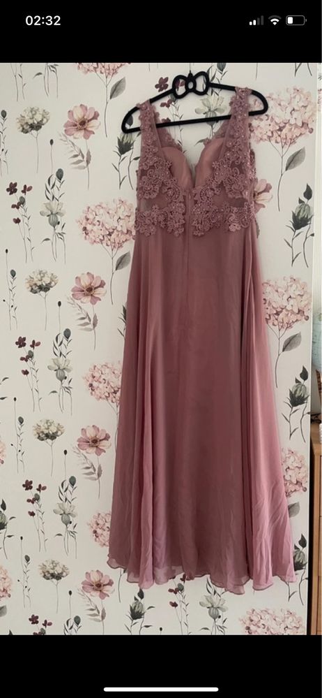 Sukienka dluga rozowa elegancka