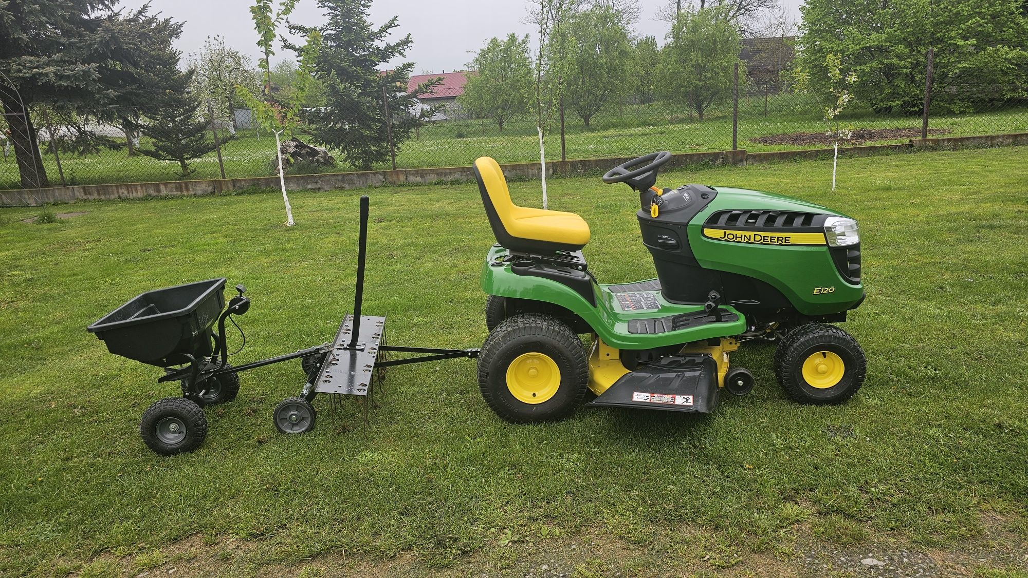 Traktorek do trawy John Deere 20 koni 2 cylindry