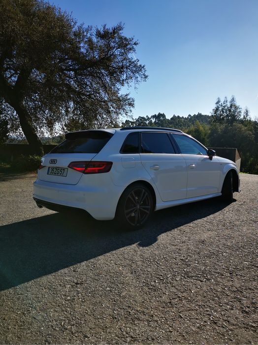 Audi A3 8V S line 184CV