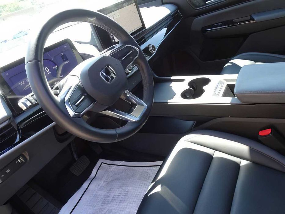 Honda Prologue      2024