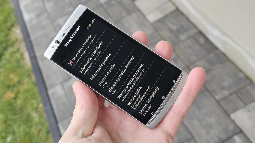 Sony Ericsson Xperia Arc S. Sprawna. Rzadki kolor