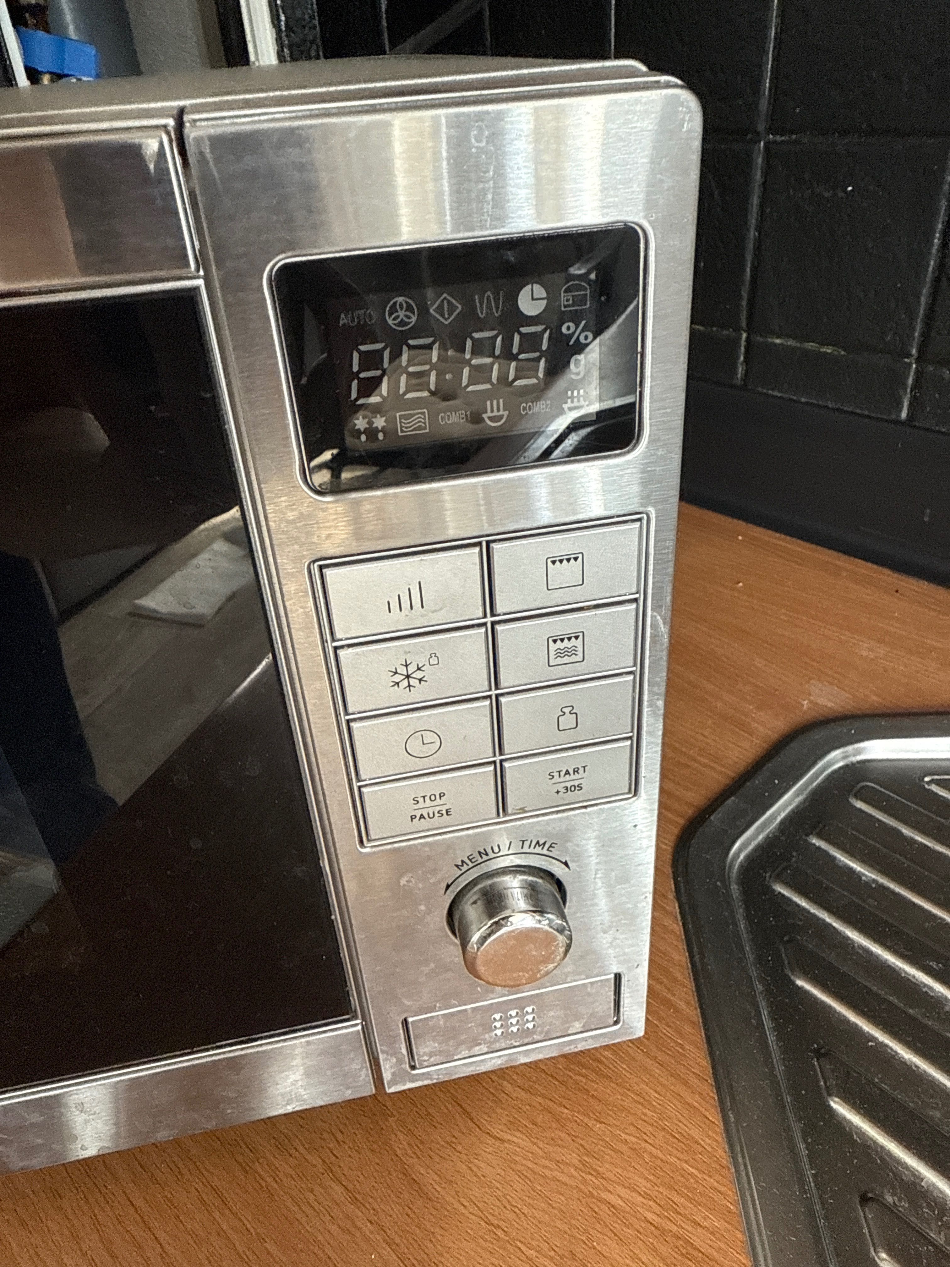 Mikrofalówka Amica AMGF20E1GI