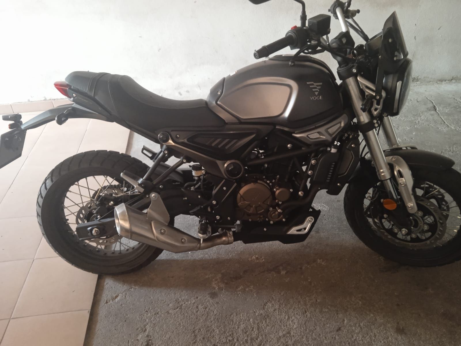 Mota Voge ACX 300 com garantia