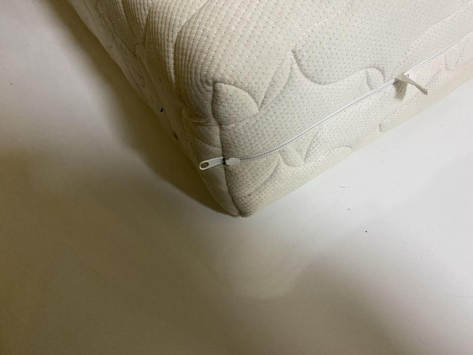 Ліжко двоспальне шкіряне