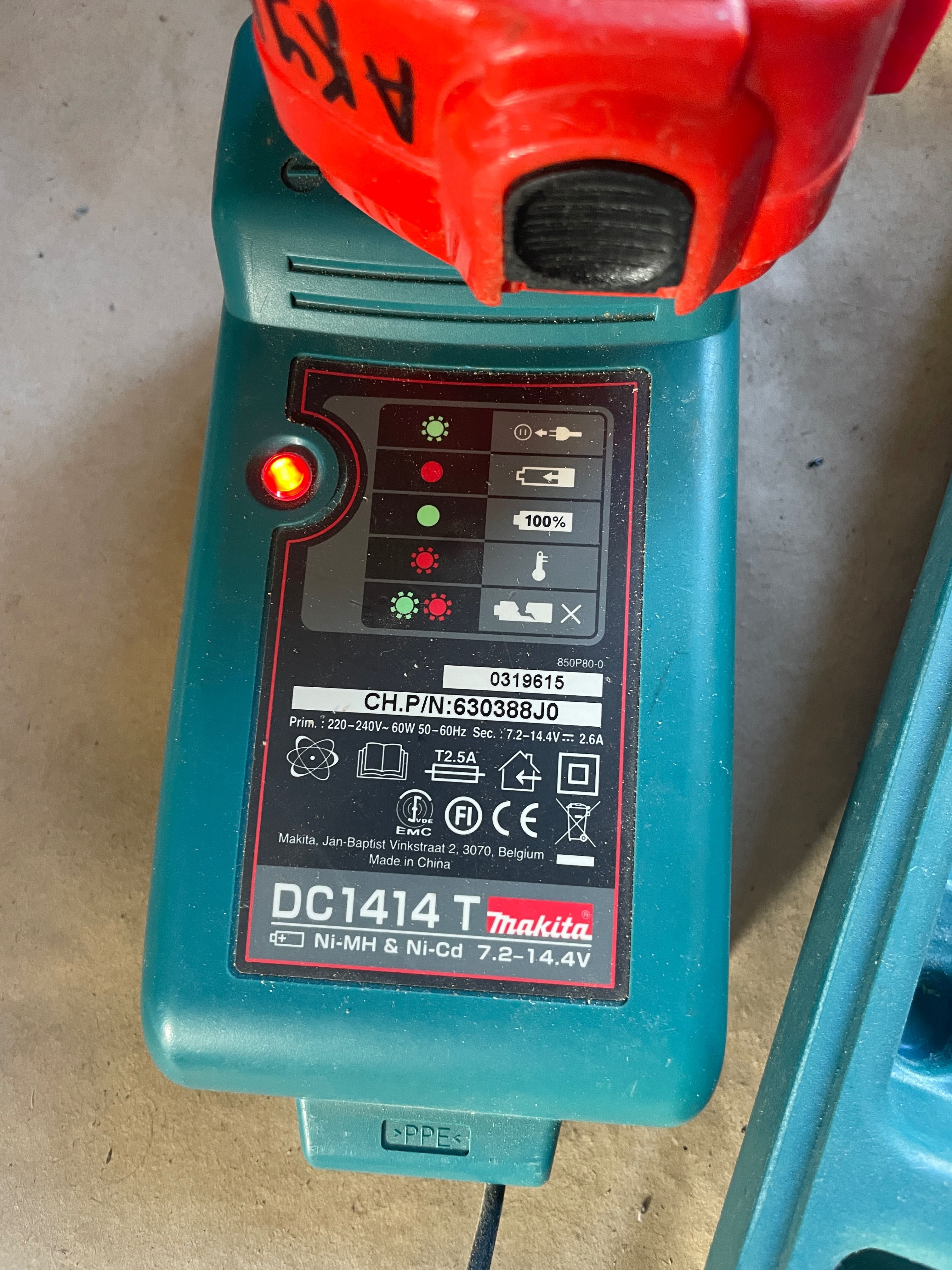 Продам шуруповерт Bosch PSR 1080 + в подарунок дрель-шуруповерт Makita