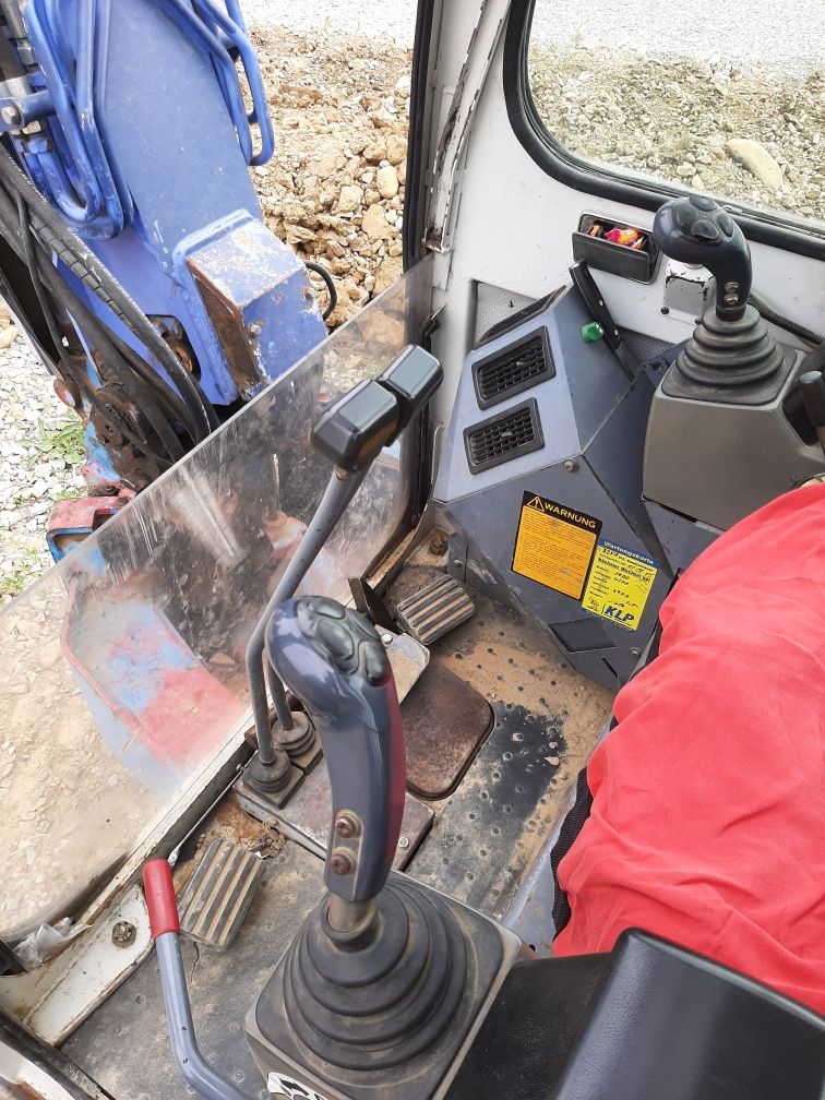Екскаватор Takeuchi