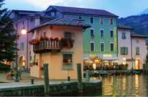 Rezerwacja hotelu Hotel Benaco Jezioro Garda